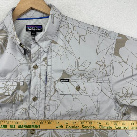 PATAGONIA Shirt Mens L Sol Patrol II Floral Performance Mesh Lined Ripstop Gray - Picture 12 of 14